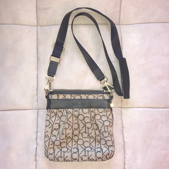 Calvin Klein Handbags - Calvin Klein Crossbody